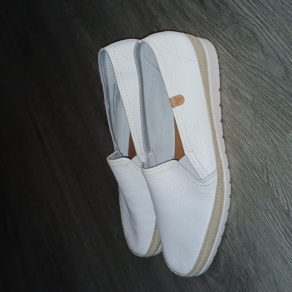 Verbenas Nuria White Leather Slip-On Espadrilles Casual Flats Loafer Sz 40 EUC - Picture 3 of 10